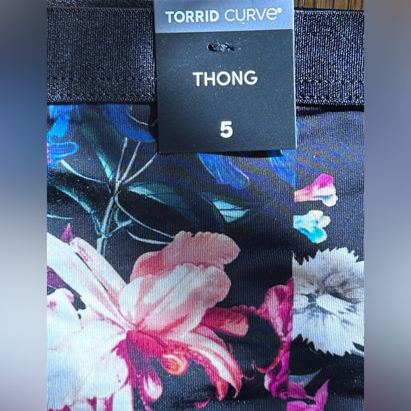 NWT Torrid Curve Second Skin mid-rise thong panty, Torrid size 5. - Picture 2 of 7